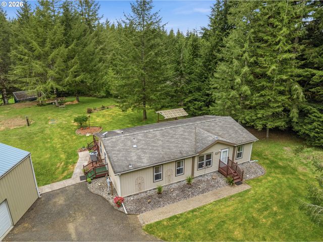1047 BEAVER CREEK Rd, Cathlamet, WA 98612