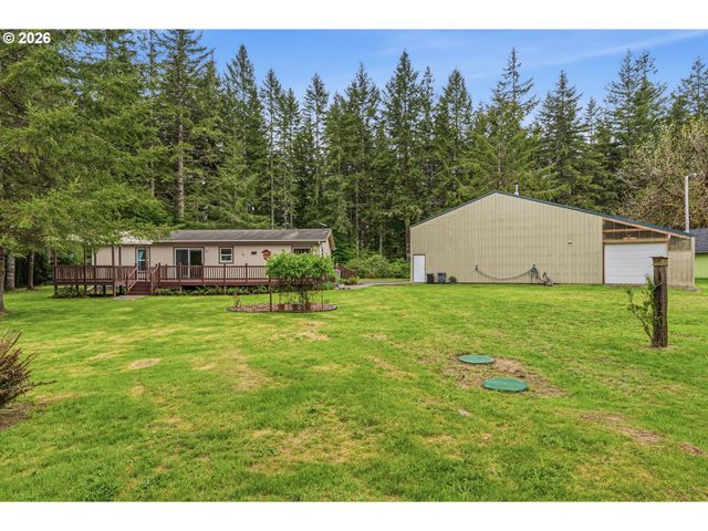 1047 BEAVER CREEK Rd, Cathlamet, WA 98612