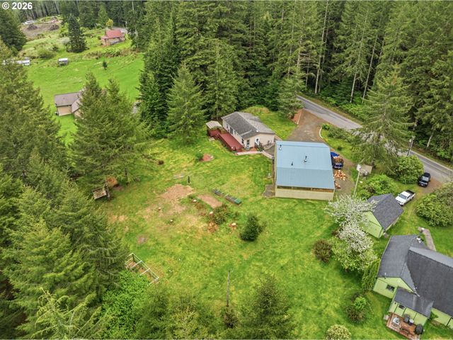 1047 BEAVER CREEK Rd, Cathlamet, WA 98612