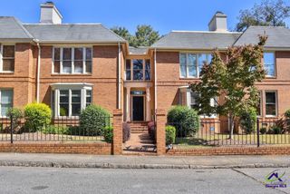 175 Corbin Ave Apt E, Macon, GA 31204