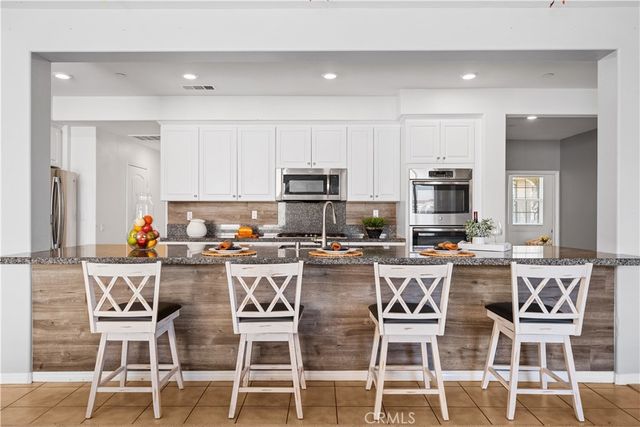 11872 Confluence Drive, Jurupa Valley, CA 91752