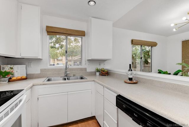 11325 Avenida De Los Lobos A, San Diego, CA 92127