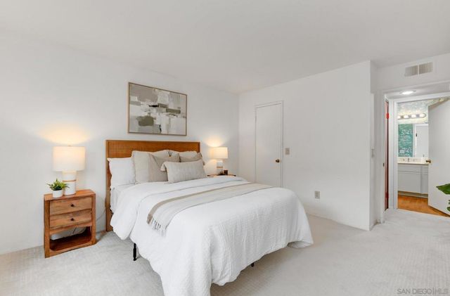 11325 Avenida De Los Lobos A, San Diego, CA 92127