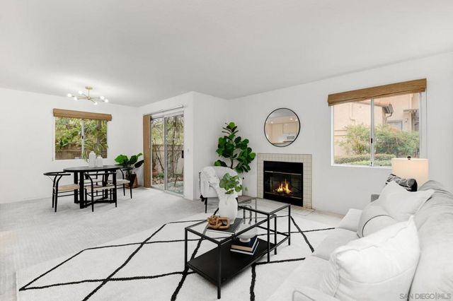 11325 Avenida De Los Lobos A, San Diego, CA 92127