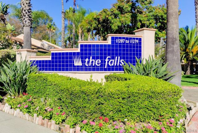 11325 Avenida De Los Lobos A, San Diego, CA 92127