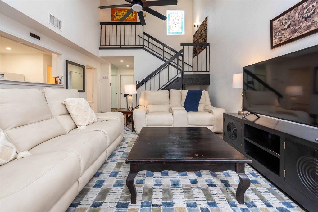 7215 Coronado CIR, Austin, TX 78752