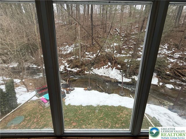 622 Creek Road, Moore Twp, PA 18014