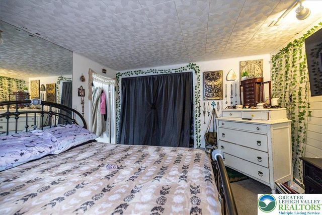 622 Creek Road, Moore Twp, PA 18014