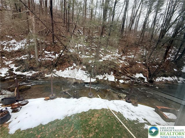 622 Creek Road, Moore Twp, PA 18014