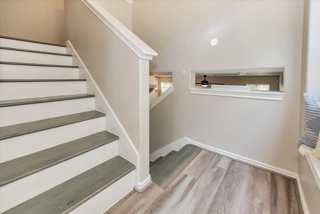 42 Musgrove Place, The Woodlands, TX 77382
