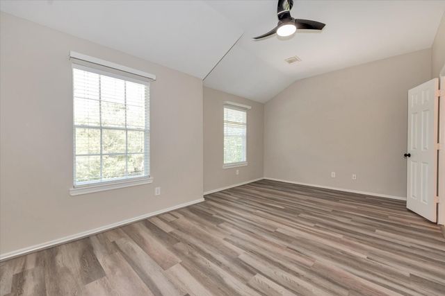42 Musgrove Place, The Woodlands, TX 77382