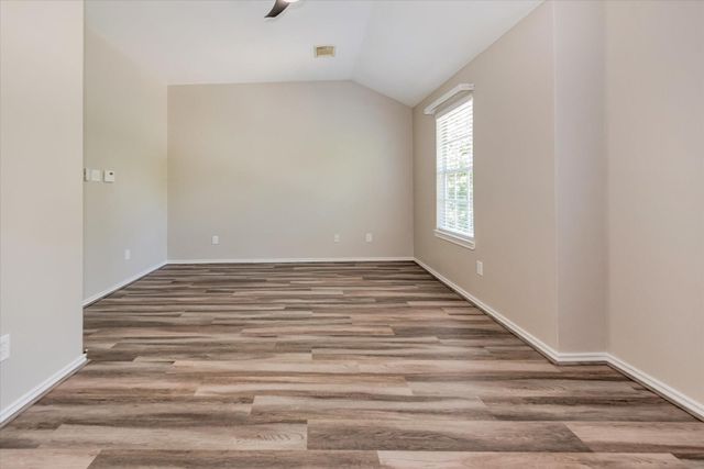 42 Musgrove Place, The Woodlands, TX 77382
