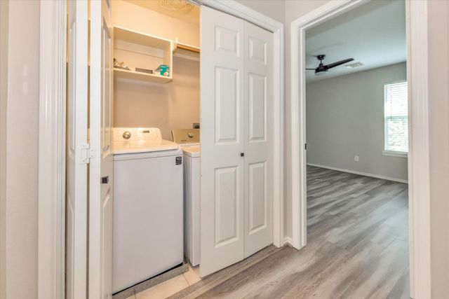 42 Musgrove Place, The Woodlands, TX 77382