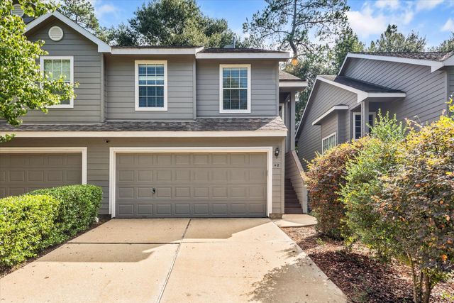 42 Musgrove Place, The Woodlands, TX 77382