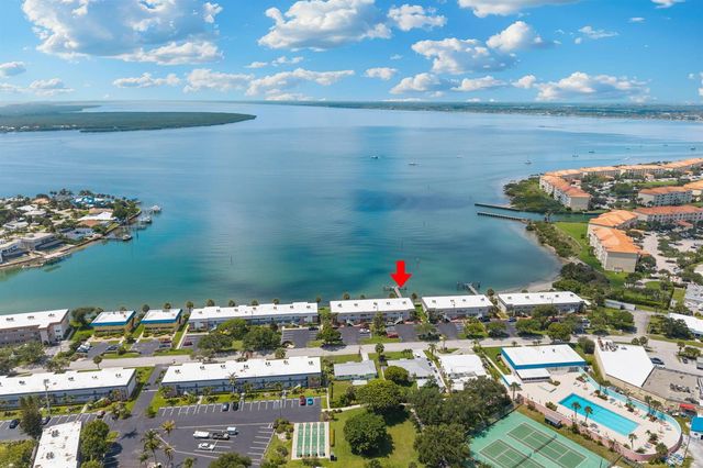1153 Bayshore Drive 205, Fort Pierce, FL 34949