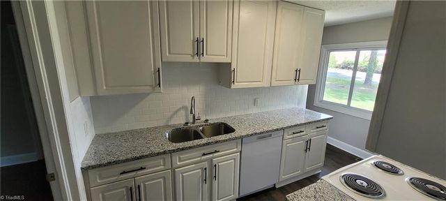 2613 Vanstory Street, Greensboro, NC 27407