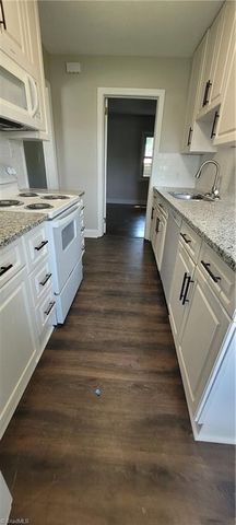 2613 Vanstory Street, Greensboro, NC 27407