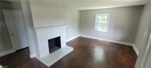 2613 Vanstory Street, Greensboro, NC 27407