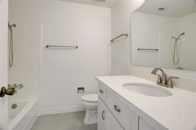 702 Augusta Drive 702, Houston, TX 77057