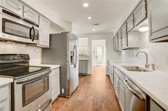 702 Augusta Drive 702, Houston, TX 77057