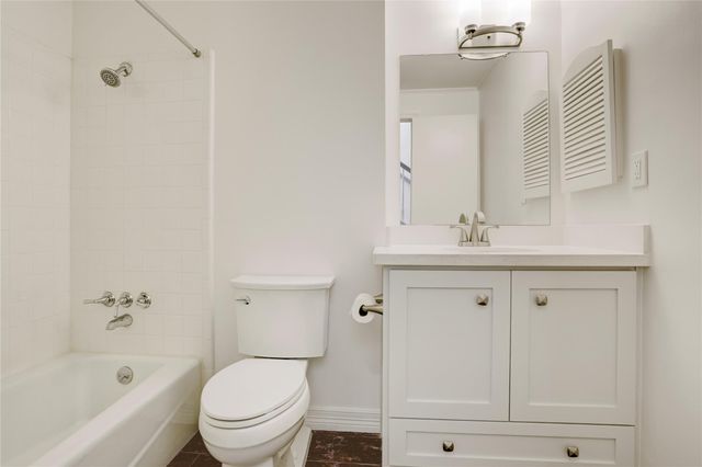 702 Augusta Drive 702, Houston, TX 77057