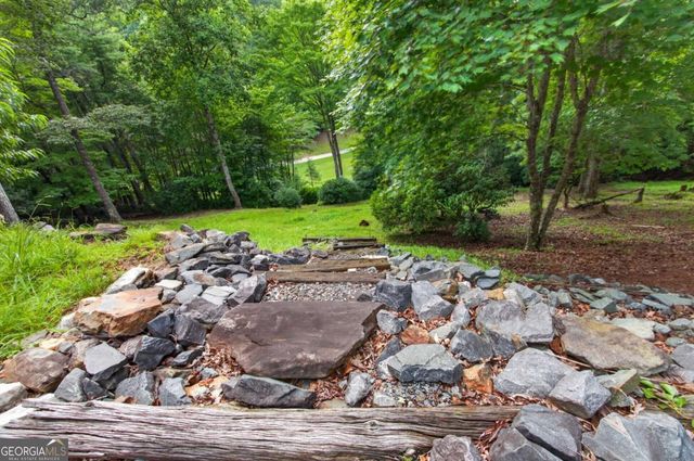 293 Weoka Court, Ellijay, GA 30540