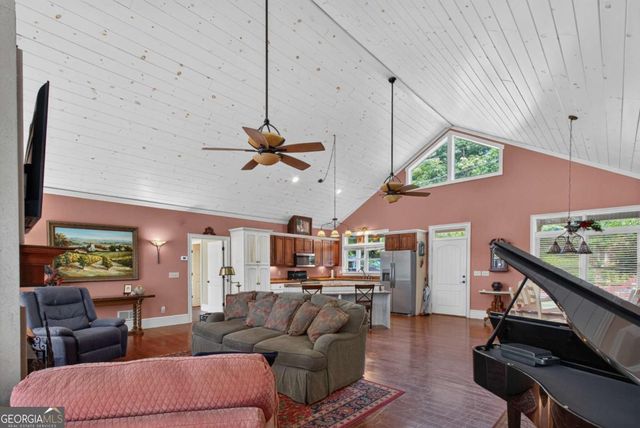 293 Weoka Court, Ellijay, GA 30540