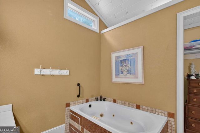 293 Weoka Court, Ellijay, GA 30540