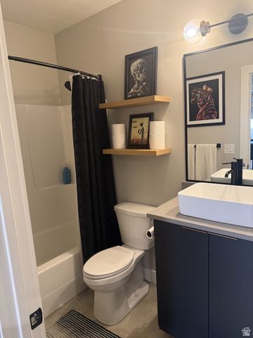 7641 S BRINKERHOFF DR, West Jordan, UT 84084