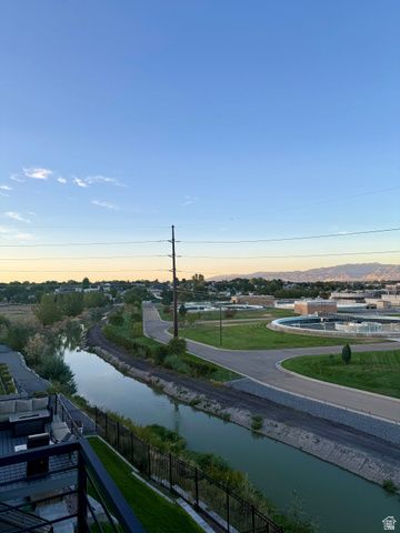 7641 S BRINKERHOFF DR, West Jordan, UT 84084