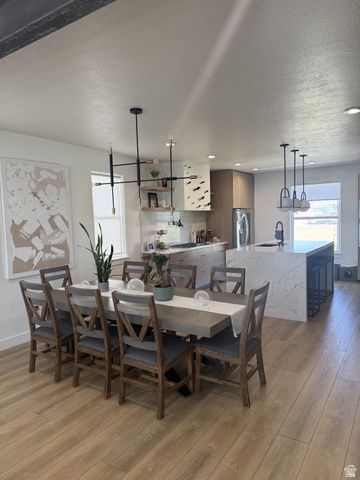 7641 S BRINKERHOFF DR, West Jordan, UT 84084