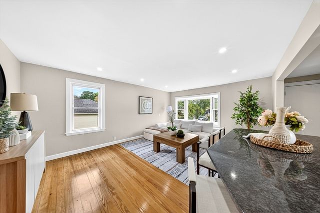 49 Denver St, Fall River, MA 02721