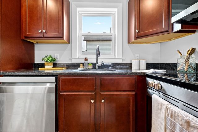 49 Denver St, Fall River, MA 02721