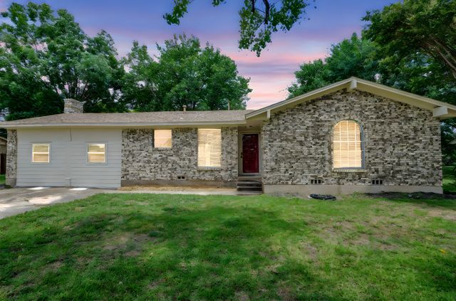 102 Dunn Street, Red Oak, TX 75154