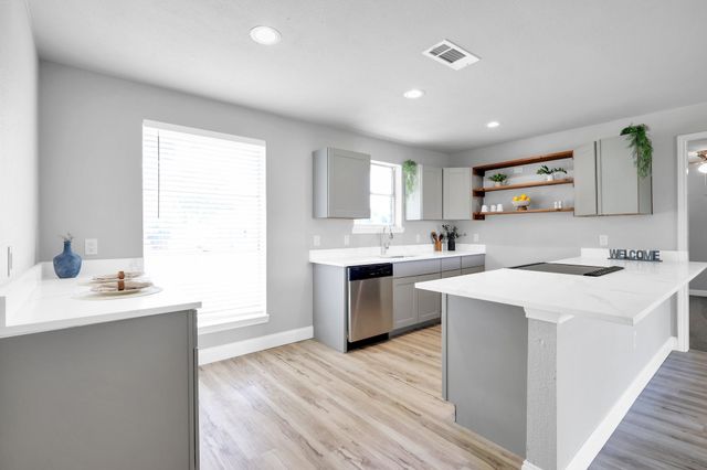 102 Dunn Street, Red Oak, TX 75154