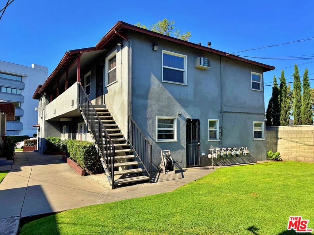 Image 5 of property listing at 3673 E Imperial Highway, Lynwood, CA 90262