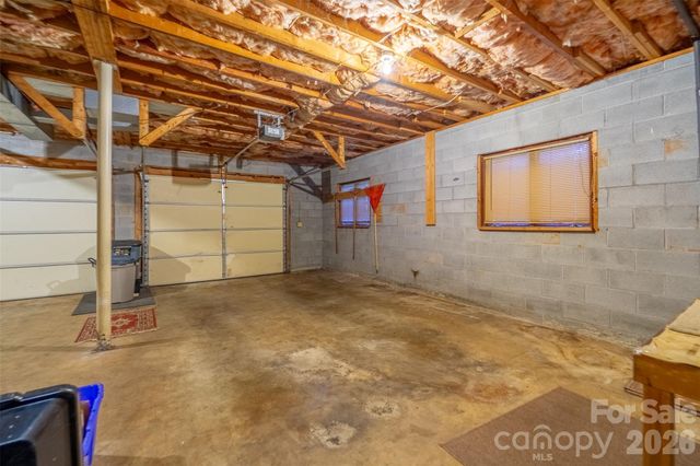 495 Savannah Drive, Sylva, NC 28779