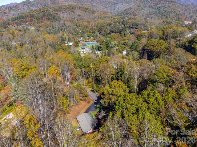 495 Savannah Drive, Sylva, NC 28779