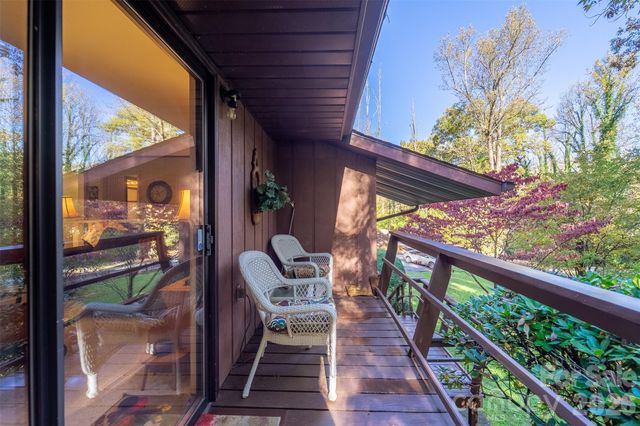 495 Savannah Drive, Sylva, NC 28779