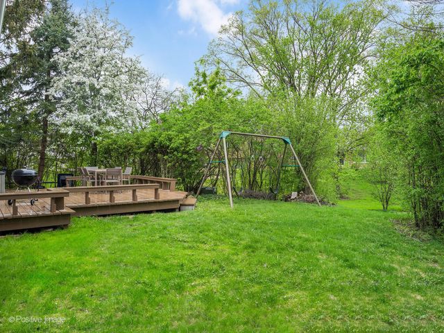 1320 Oak Hill Road, Downers Grove, IL 60515