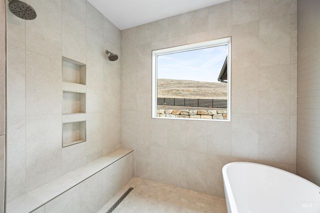 10888 W Lahinch Ln, Kuna, ID 83634