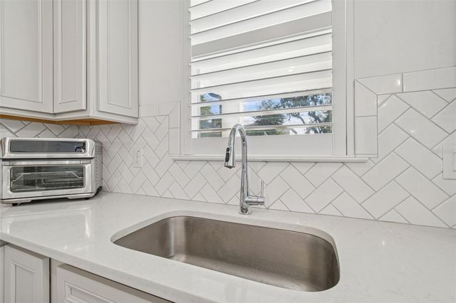 14161 HAMMOCK CREST WAY, Riverview, FL 33569