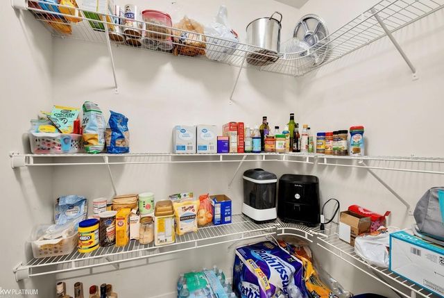 17128 Scarborough Drive, Macomb, MI 48044