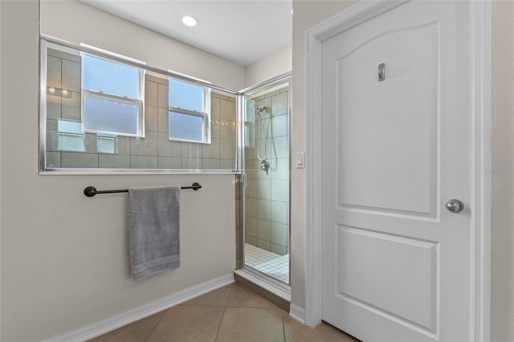 Image 14 of property listing at 15025 PIGEON PLUM LANE, Winter Garden, FL 34787