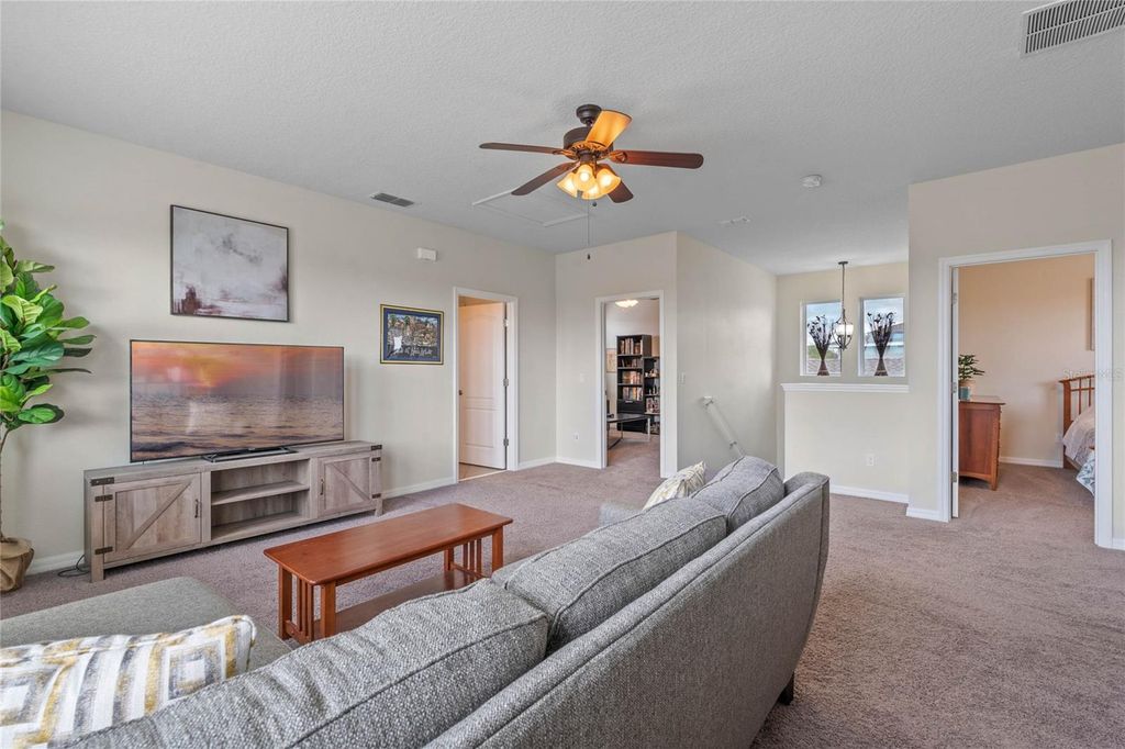 Image 24 of property listing at 15025 PIGEON PLUM LANE, Winter Garden, FL 34787