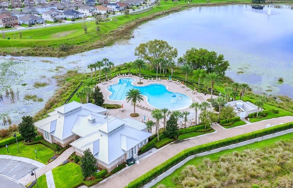 Image 33 of property listing at 15025 PIGEON PLUM LANE, Winter Garden, FL 34787