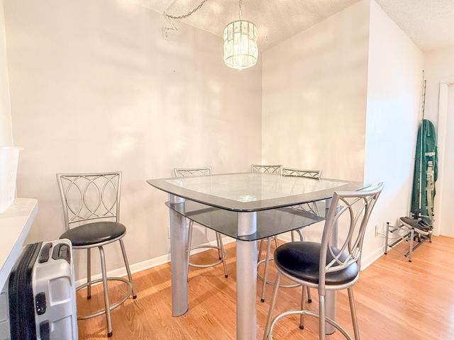 317 Knotty Pine Circle C2, Greenacres, FL 33463