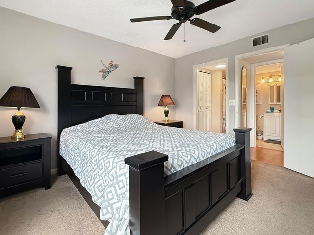 317 Knotty Pine Circle C2, Greenacres, FL 33463