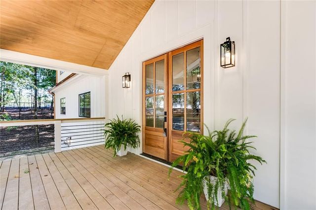 40 Crowe Road, Alpharetta, GA 30004