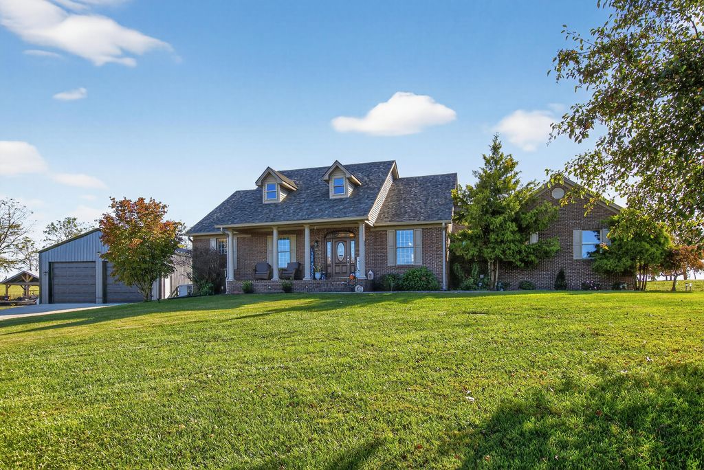 836 N Homestead Lane, Lancaster, KY 40444